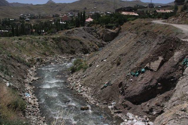 Belediye Katremas Deresi İçin Harekete Geçti