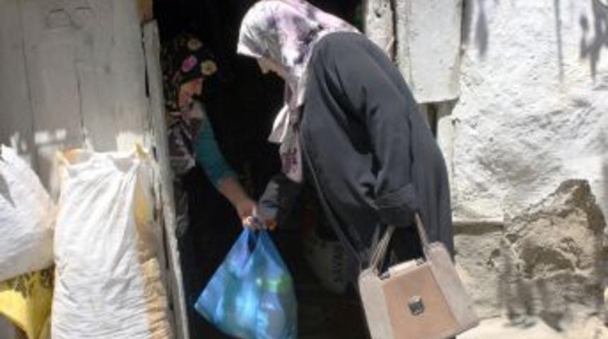 İskilipli Hanımlardan Ihtiyaç Sahiplerine Yardım Eli