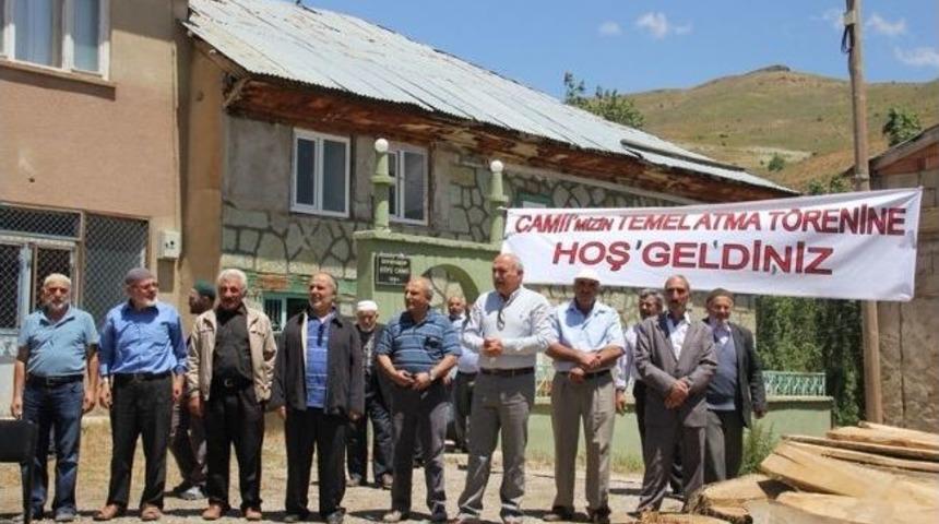 Seydi Yakup K&ouml;y&uuml; Caminin Temeli T&ouml;renle Atıldı