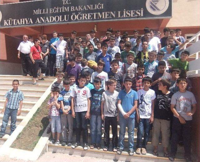 Fransa da Yaşayan 60 Gurbet&ccedil;i &Ouml;ğrenci K&uuml;tahya da 1