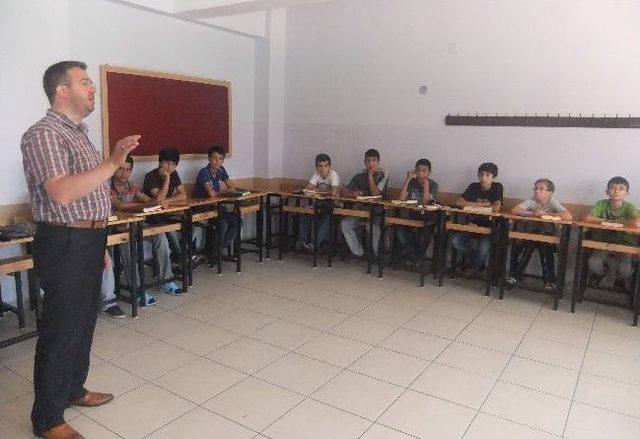 Fransa da Yaşayan 60 Gurbet&ccedil;i &Ouml;ğrenci K&uuml;tahya da 2