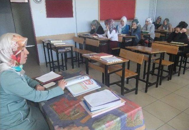 Fransa da Yaşayan 60 Gurbet&ccedil;i &Ouml;ğrenci K&uuml;tahya da 3