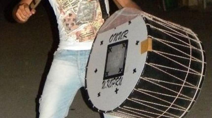 Ramazan Davulcuları Gece İlk Tokmağı Vurdu