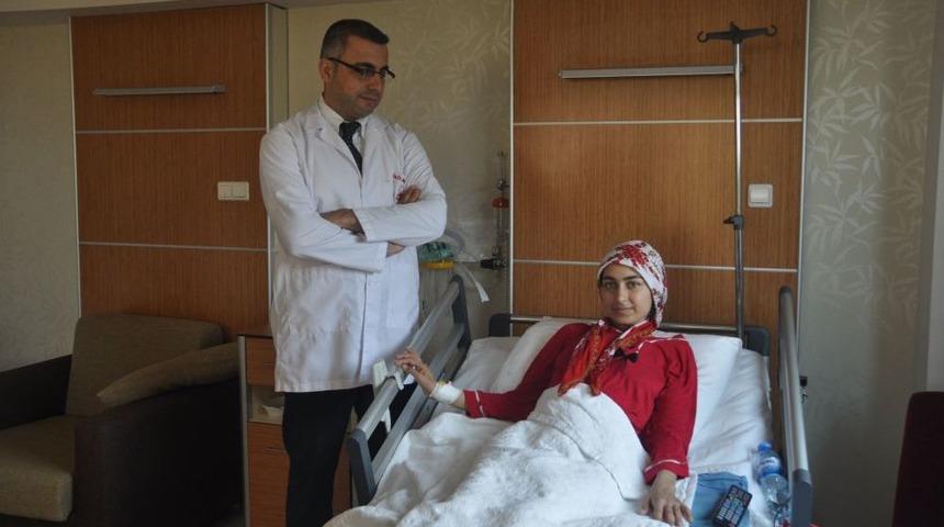 Havan Mermisiyle Yaralanan Suriyelinin Sırtındaki Delik Doku Nakliyle Kapatıldı