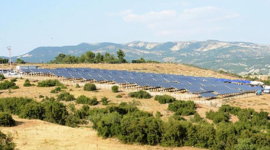 Denizli&rsquo;de G&uuml;neş Enerjisi Santrali A&ccedil;ıldı