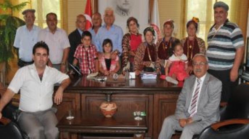 &Ccedil;omakdağlı Kadınlardan G&uuml;r&uuml;n&rsquo;e Ziyaret