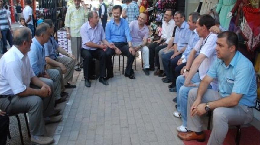 Anlayan, Esnaf İle İstişare Yaptı