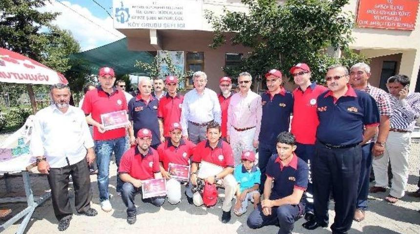 Karaosmanoğlu K&ouml;y Ziyaretlerinde