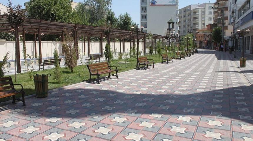 Cizreliler 48 Derece Sıcaklıkla Ramazan&rsquo;ı Karşıladı