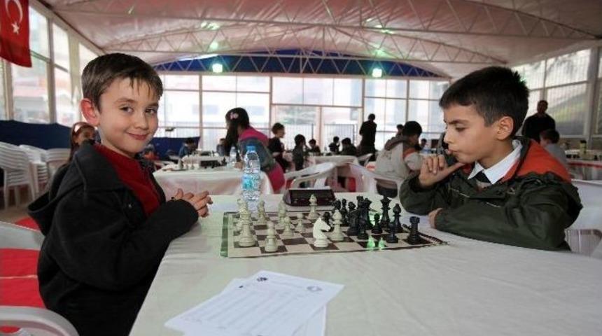 Karabağlar'da Yaz Tatili Boş Ge&ccedil;meyecek...