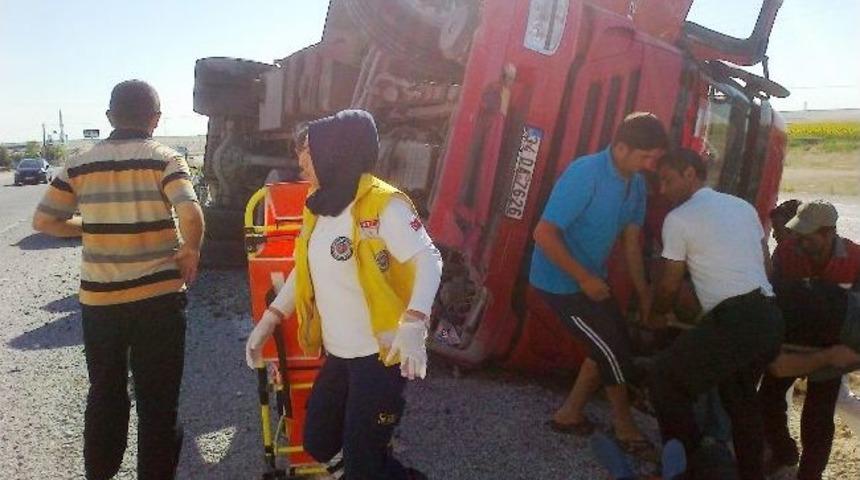 Aksaray'da Trafik Kazası: 2 Yaralı