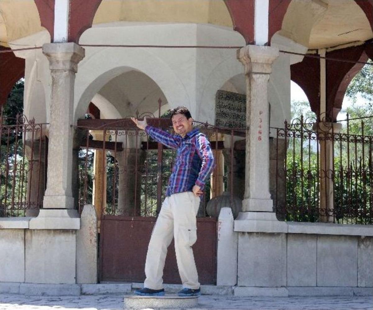 Son Meddahtan T&uuml;rbeye Ziyaret