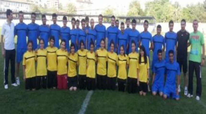 Siirt Sydv'den &Ouml;ğrencilere Nakit Yardımı