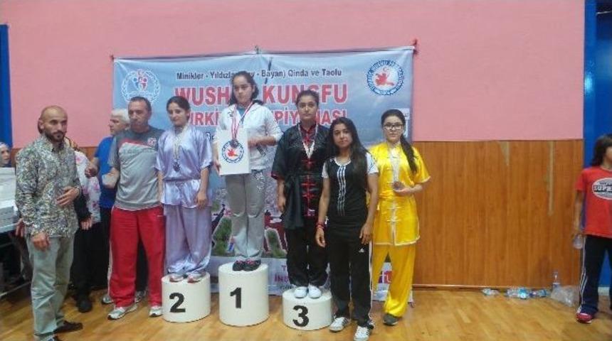 Yalovalı Wushuculardan B&uuml;y&uuml;k Başarı