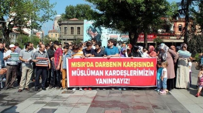 Trabzon&rsquo;da Mısır Devrik Cumhurbaşkanı Mursi'ye Destek Eylemleri S&uuml;r&uuml;yor