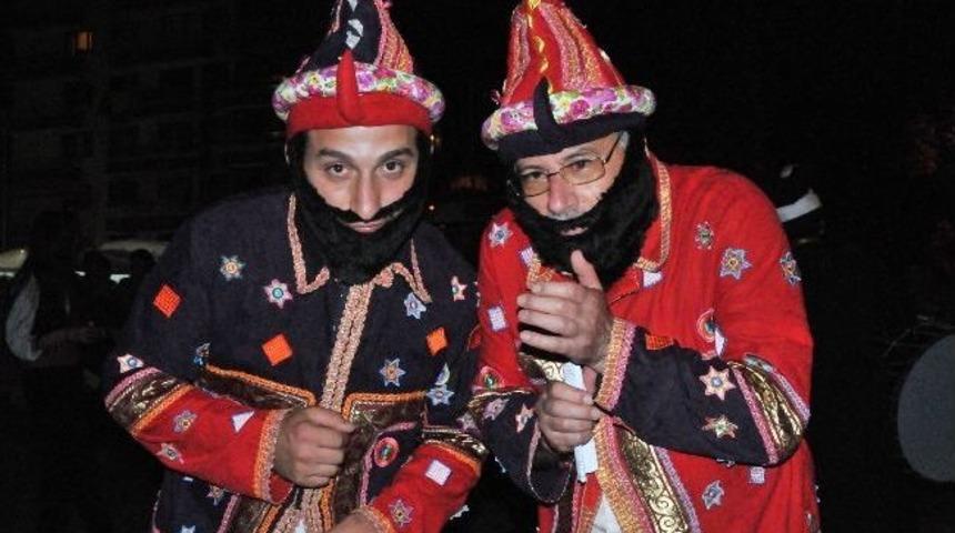 Ramazan Etkinliklerini Karag&ouml;zle Hacivat Duyurdu