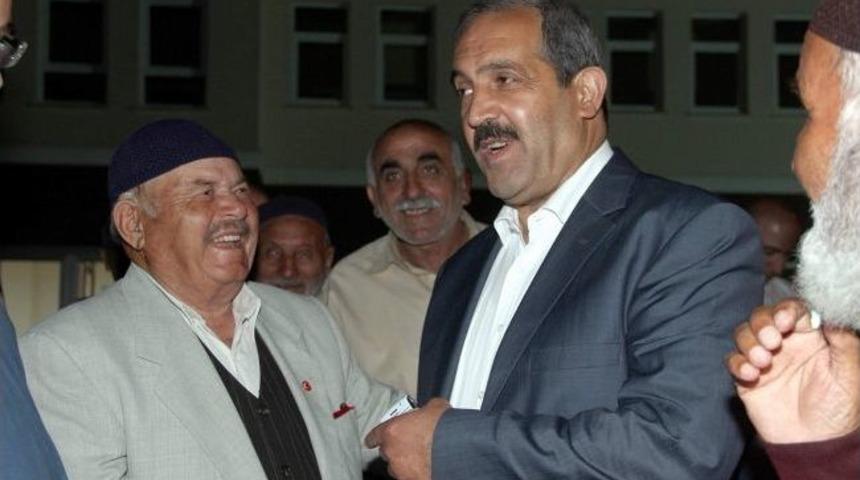 Başkan &Uuml;rg&uuml;p, Tuzlug&ouml;l Mahallesi Sakinleri İle Bir Araya Geldi