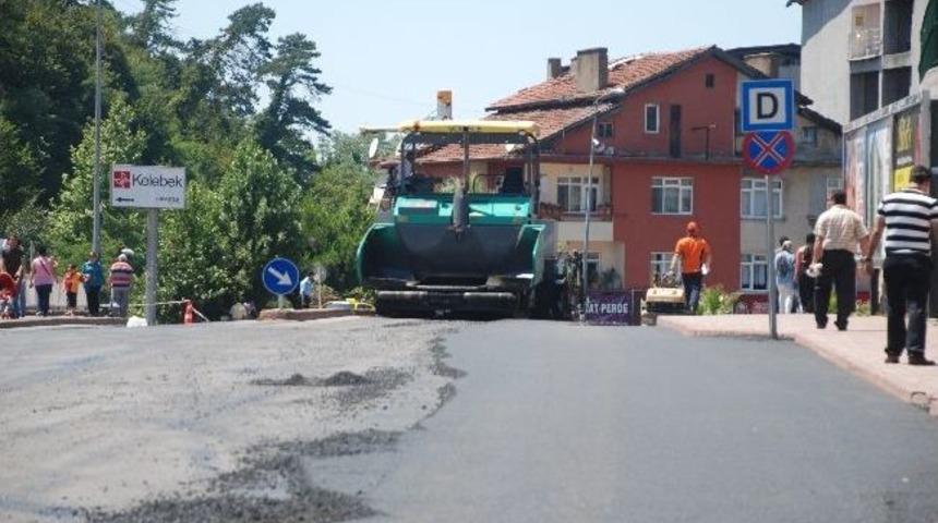 Ereğli&rsquo;de G&uuml;nde Bin Ton Asfalt D&ouml;k&uuml;l&uuml;yor