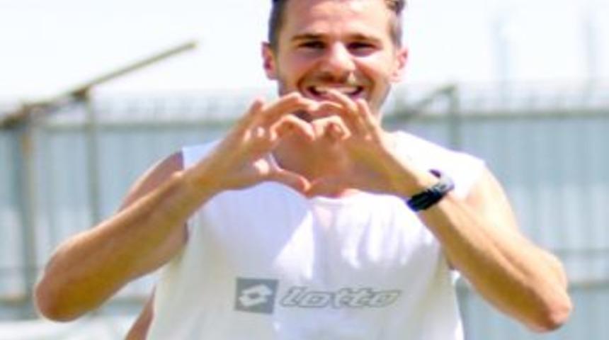 Tolga &Uuml;nl&uuml;: Takım Olarak S&uuml;per Lig'de M&uuml;cadeleye Hazırız