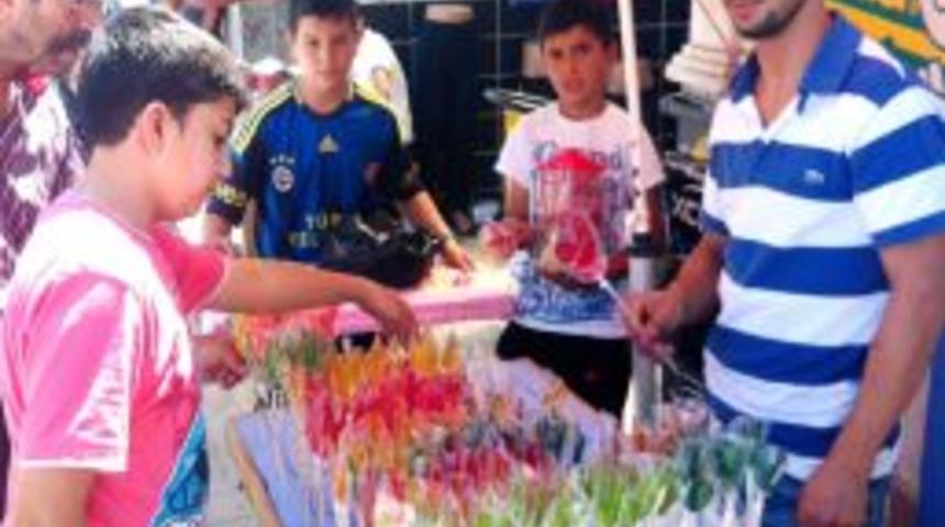 Horoz Şekeri Satışları Başladı