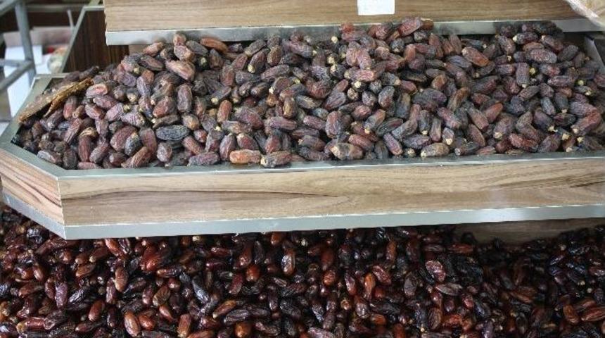 Ramazan Ayı Geldi Hurma Tezgaha &Ccedil;ıktı