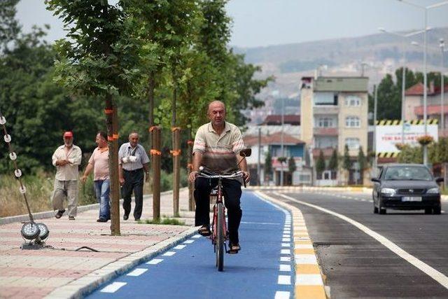 Erbakan Bulvarı Trafiğe Açıldı