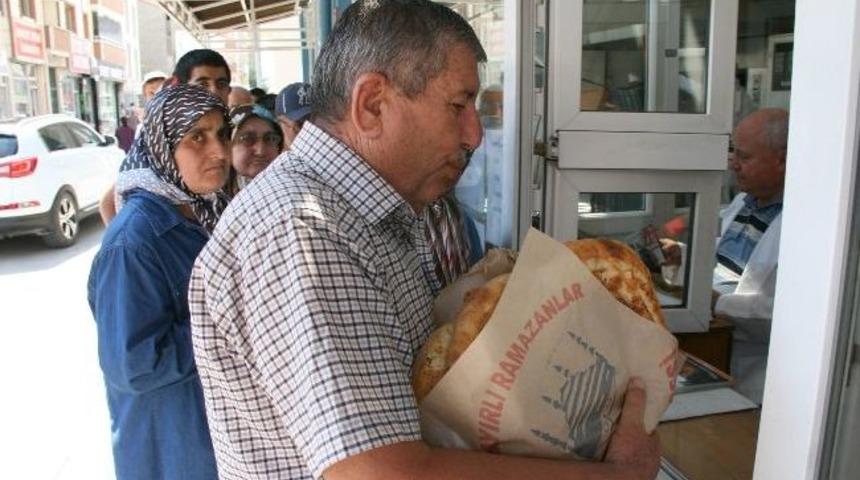 Boz&uuml;y&uuml;k Belediyesi'nden Ucuz Pide