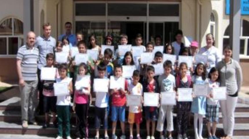 Rahime Batu'da İngilizce Yaz Okulu Sona Erdi