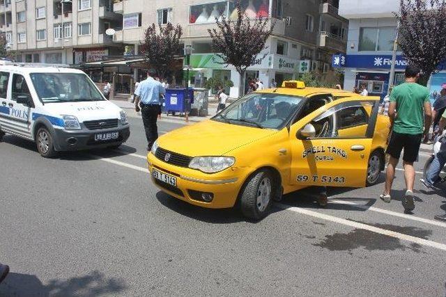 Gazeteci Aksoy Trafik Kazasında Yaralandı 2