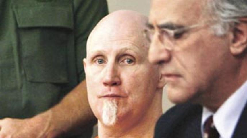 Doktor yanlışlıkla testisi kesti