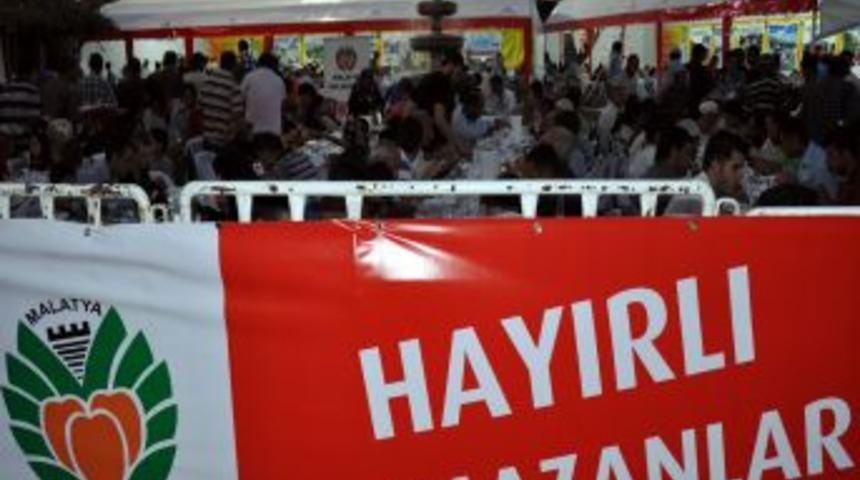 Malatya&rsquo;da Ilk Iftar Yapıldı