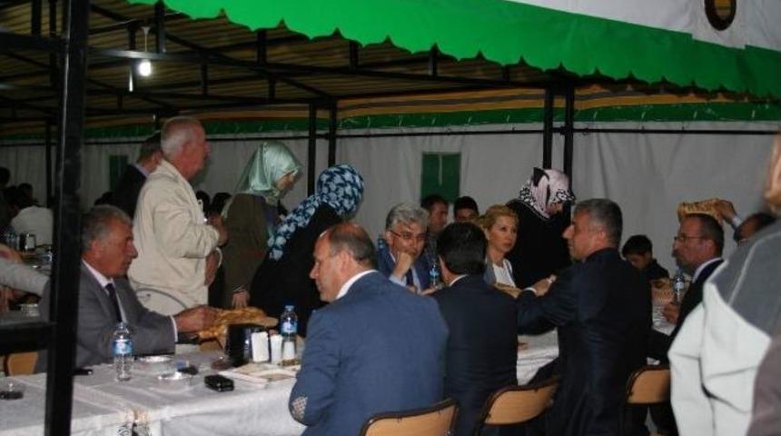 Kars&rsquo;ta İlk İftar Topu Atıldı