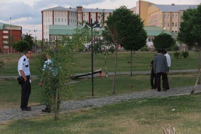 Erzurum’da İftar Vakti Ses Bombasıyla Duyuruldu