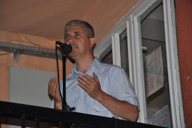 Foçalılıar İlk İftarını Yaptı 1
