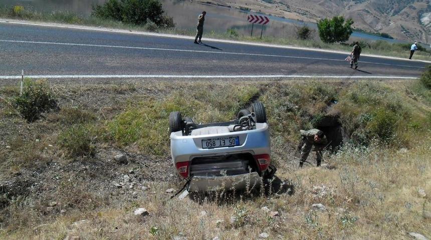 Sivas'ta Trafik Kazaları: 3 Yaralı