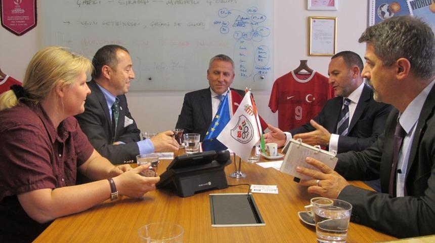 Macaristan, S&uuml;per Kupa'nın Budapeşte'de Oynanmasını Talip