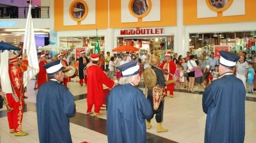 Deepo&rsquo;da Ramazan Şenlikleri Mehteran İle Başladı