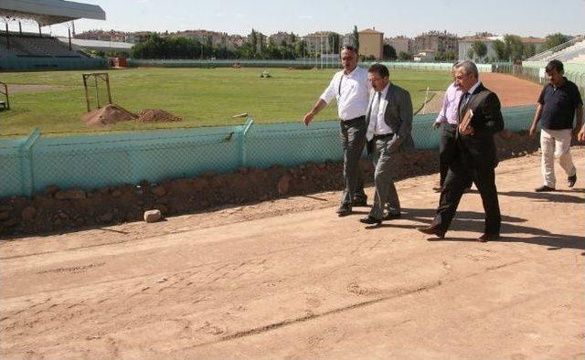 Vali Altınok, Dağılgan Spor Kompleksi&rsquo;nde İncelemelerde Bulundu 2