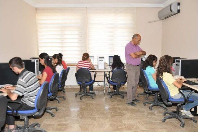 Aile Yaşam Merkezi Kurslarına Yoğun İlgi Gösteriliyor 1