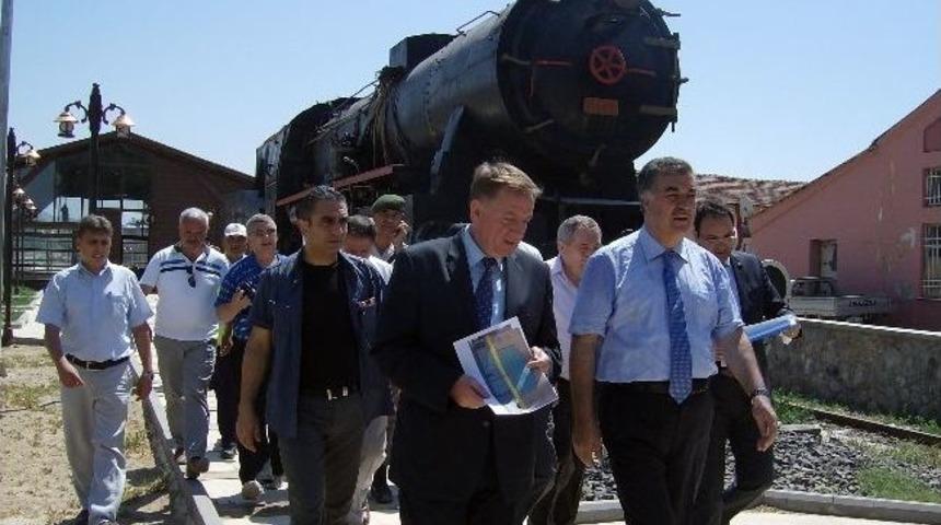 Vali Al, Sultanhisar&rsquo;da İncelemelerde Bulundu