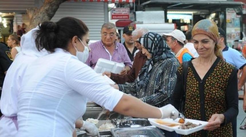 İlk İftar Kapalı Yol&rsquo;da