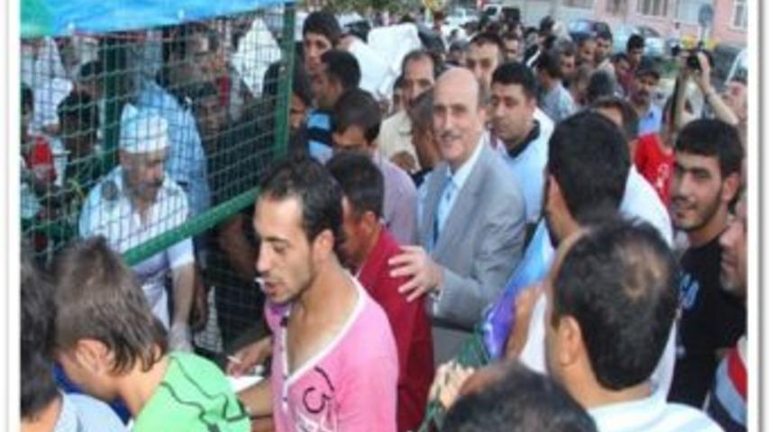 Belediye&rsquo;den iftar &ccedil;adırı