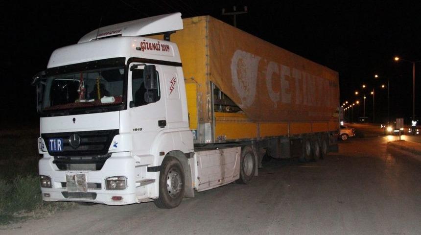 Koyunların Arasında Ka&ccedil;ak Sigara Sevkıyatı Polise Takıldı