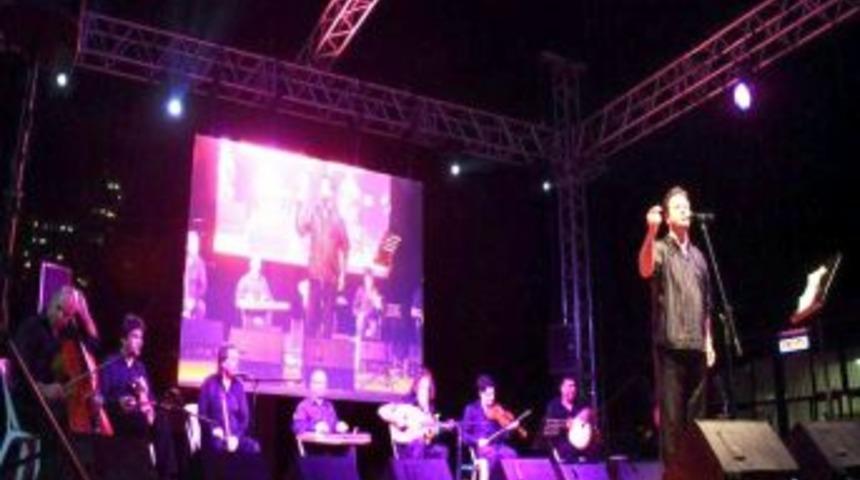 Bah&ccedil;eşehir&rsquo;de Ramazan&rsquo;a Coşkulu Karşılama