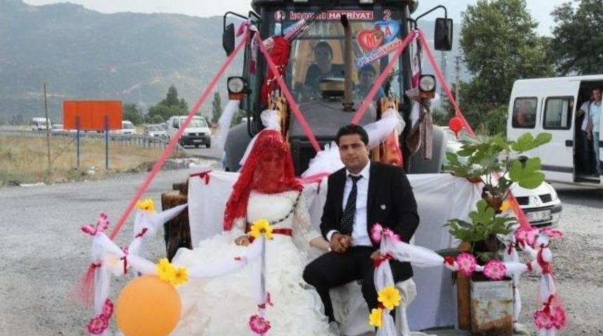Damat Hafriyat&ccedil;ı Olunca Gelini Kep&ccedil;e İle Aldı