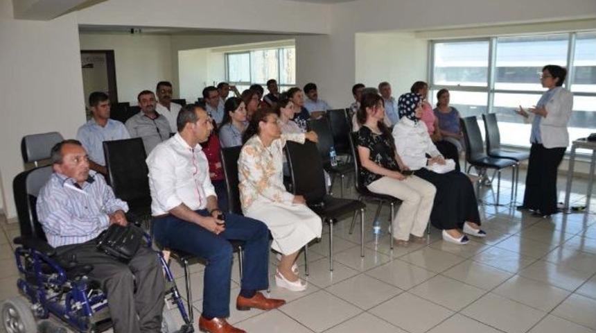 &lsquo;aile İ&ccedil;i İletişim&rsquo; Eğitimi Verildi