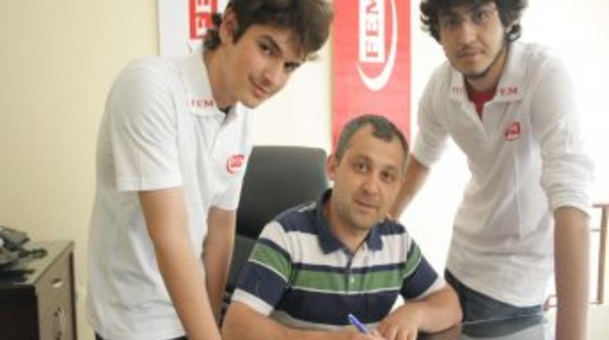 Kars FEM Dershanesi, LYS'de 3 Dalda Il Birinciliğini G&ouml;ğ&uuml;sledi