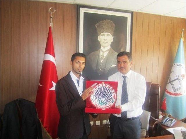 Makedonya Ekibinden Milli Eğitim M&uuml;d&uuml;rl&uuml;ğ&uuml;ne Ziyaret 1