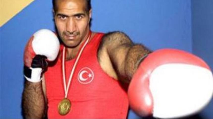 Milli Boks&ouml;r Mehmet Ali U&ccedil;ar, hayatını kaybetti