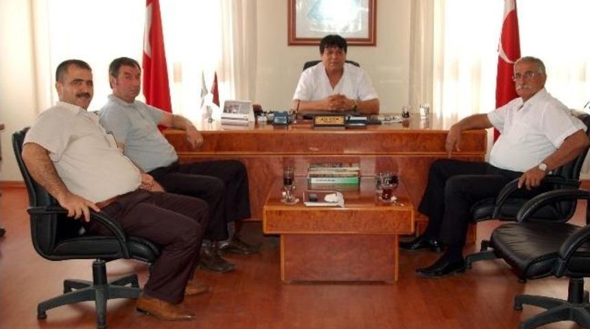 Başkan Yelkovan: "esnafın Kazandığı Ancak Kendisine Yetiyor"